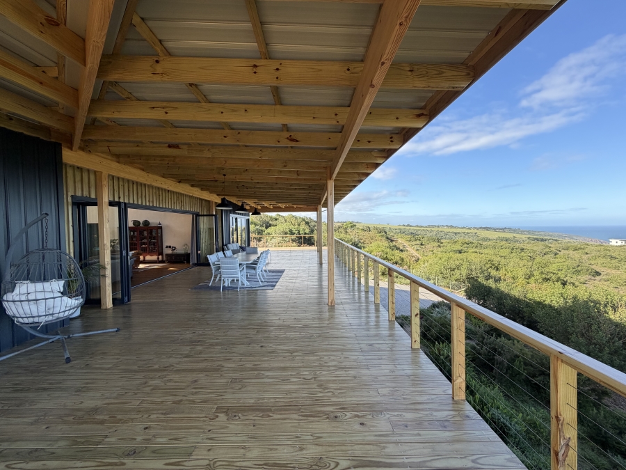 4 Bedroom Property for Sale in Hansmoeskraal A H Western Cape